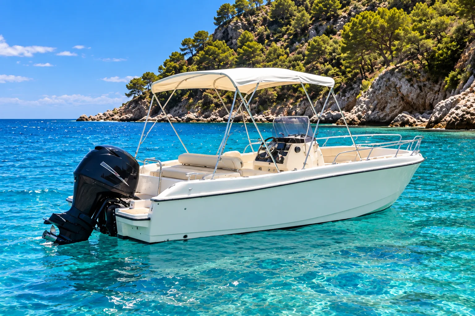 Kompaktes Motorboot · Port de Sóller